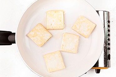 Пошаговый рецепт приготовления баклажанов с тофу.