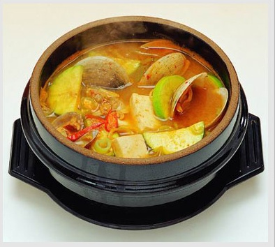 Супы тигге очень популярны в корейской кухне.