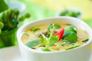 Суп с зеленой пастой карри (рецепт)