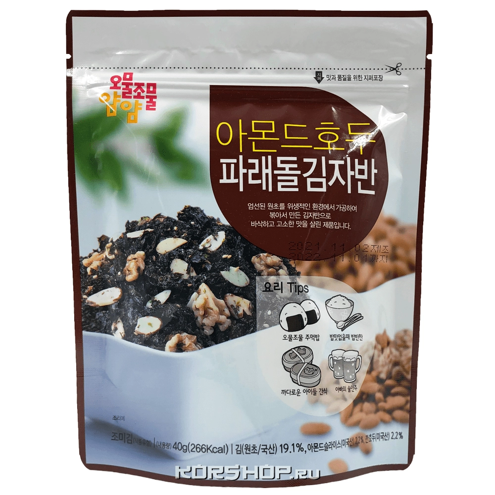 Хлопья из морских водорослей с миндалем и грецким орехом Taesan, Корея, 40 г Хлопья из морских водорослей с миндалем и грецким орехом Taesan, Корея, 40 г