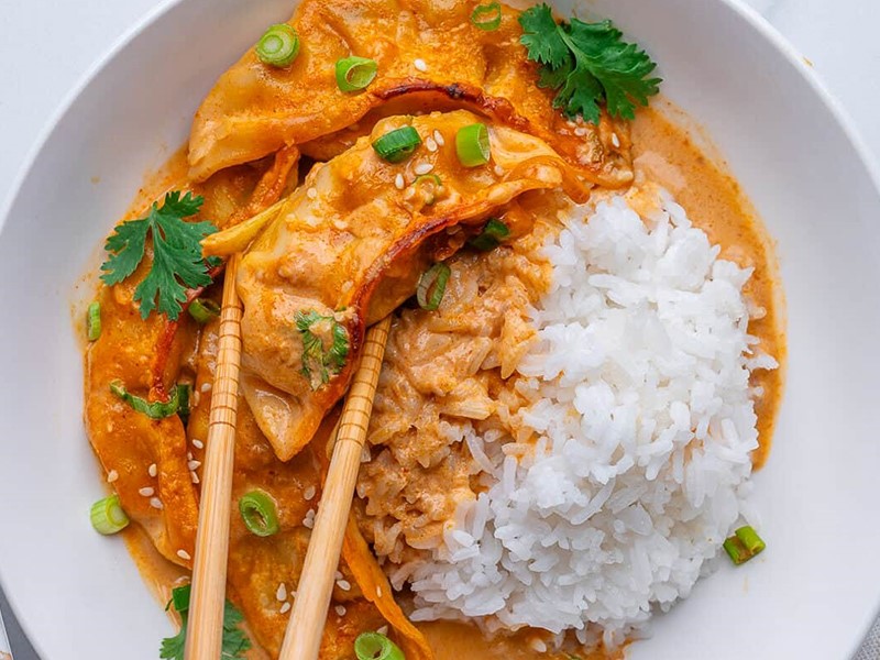 Запеканка из пельменей (дамплингов)