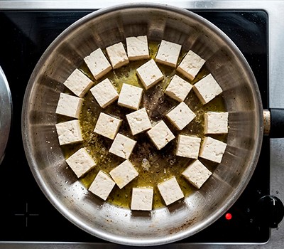 zharenyy-tofu-s-pripravoy-vasabi-vasabi-tofu07.jpeg