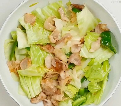 zharkoe-iz-myasa-s-ovoshchami-v-souse-khoikoro09.jpg