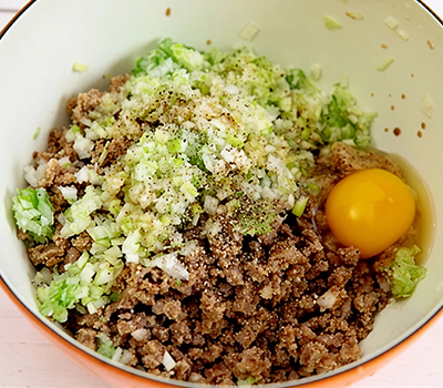 parovye-koreyskie-pelmeni-s-govyadinoy-galbi-mandu05.jpg parovye-koreyskie-pelmeni-s-govyadinoy-galbi-mandu05.jpg