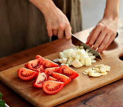 midii-v-tomatno-chesnochnom-souse-khonkhapchchim04.jpg