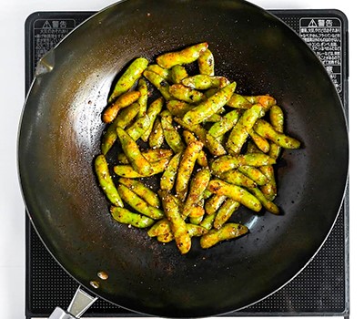 zharenye-edamame-s-chesnochno-ustrichnym-sousom-edamame-garikku09.jpg