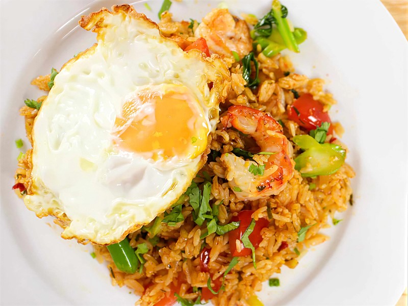 Жареный рис Том Ям 