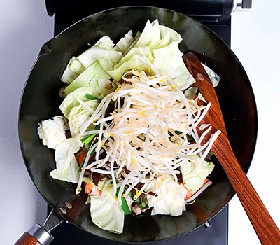lapsha-ramen-v-bulone-s-pripushchennymi-ovoshchami-tanmen06.jpg
