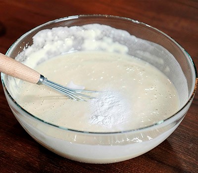 zharenye-blinchiki-so-sladkoy-nachinkoy-martabak-manis04.jpg