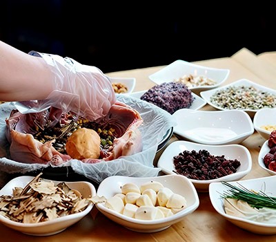 utka-zapechennaya-v-gline-ori-chinkhykkui04.jpg
