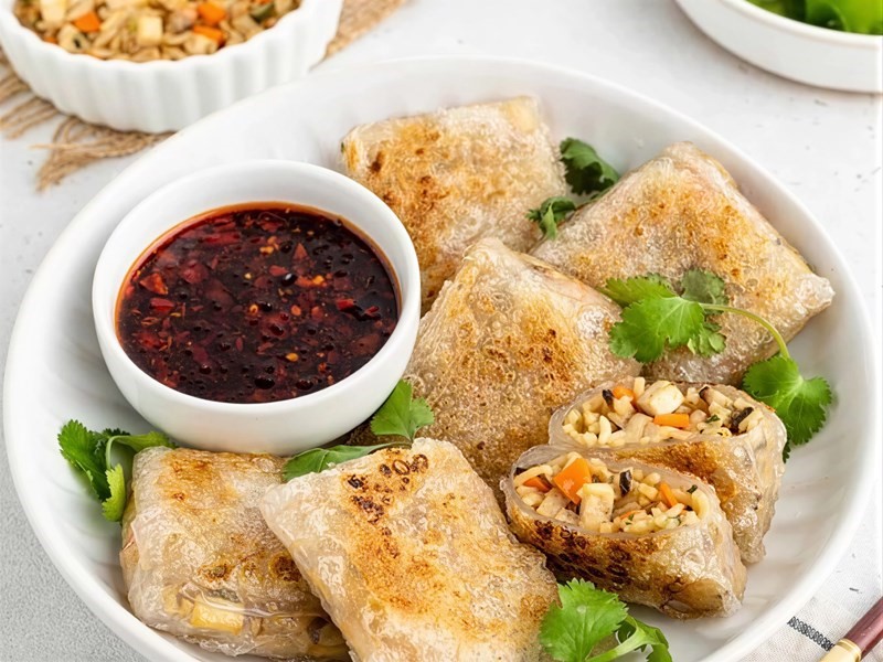 Хрустящие дамплинги из рисовой бумаги 