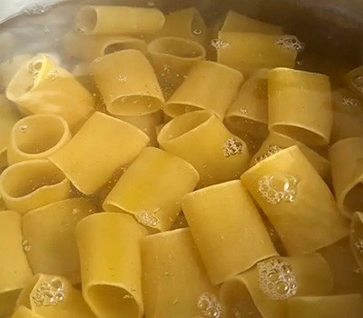 pasta-v-slivochnom-souse-kochudyan-kochudzhan-pasytkha02.jpg