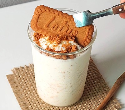 molochnyy-kokteyl-s-pechenem-kkhuenkkhy-milkkhysveikkhy08.jpg molochnyy-kokteyl-s-pechenem-kkhuenkkhy-milkkhysveikkhy08.jpg