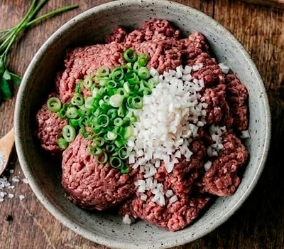 koreyskie-kotlety-s-risovymi-brusochkami-ttokkalbi03.jpeg