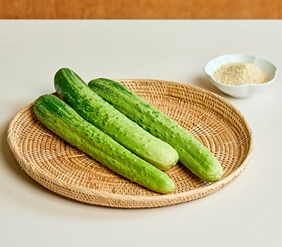 salat-iz-ogurtsov-s-kunzhutom-oi-chamke-muchim02.jpg