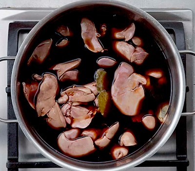 tushenaya-kurinaya-pechen-v-souse-adobo-atay-manok05.jpg tushenaya-kurinaya-pechen-v-souse-adobo-atay-manok05.jpg
