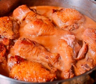 tushenaya-kuritsa-v-souse-adobo08.jpg