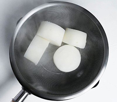 steyk-iz-beloy-redki-daykon-daikon-suteki07.jpg