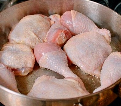 tushenaya-kuritsa-v-souse-adobo02.jpg