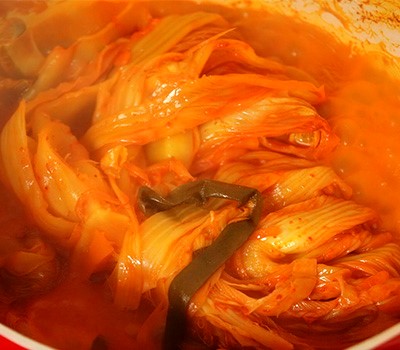 ragu-iz-rebryshek-s-kimchi-tyngalbi-kimchi-chchim08.jpg