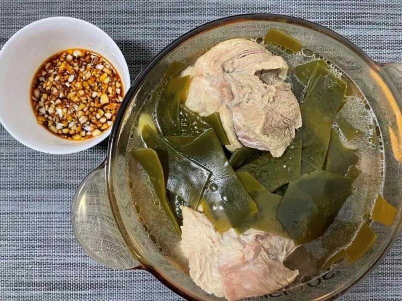 Суп из ламинарии на мясном бульоне Суп из ламинарии на мясном бульоне