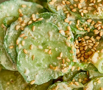 salat-iz-ogurtsov-s-kunzhutom-oi-chamke-muchim10.jpg