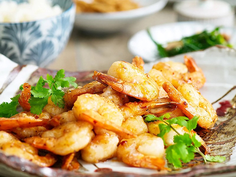 Креветки в тамариндовом соусе (Кунг тхин махан) 