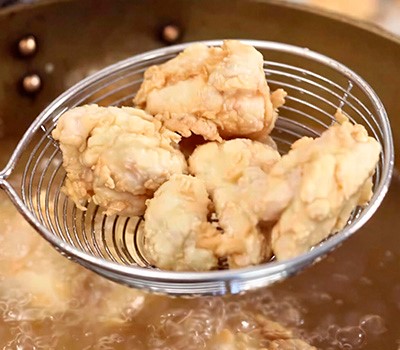 zharenaya-kuritsa-v-ostro-sladkom-chili-souse-s-laymom07.jpg zharenaya-kuritsa-v-ostro-sladkom-chili-souse-s-laymom07.jpg