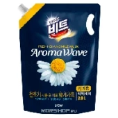 Жидкое средство для стирки Aroma wave с ароматом ромашки Lion м/у, Корея, 2 л