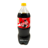 Напиток б/а газированный «Кока-Кола» (Coca Cola) Cofco, Китай, 888 мл Напиток б/а газированный «Кока-Кола» (Coca Cola) Cofco, Китай, 888 мл