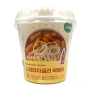 Рисовые клецки токпокки с соусом чили (стакан) Sriracha Topokki Joayo, Корея, 120 г
