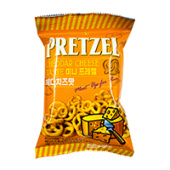 Мини-крендели "Претцели" со вкусом сыра Чеддер Самджин/Samjin, Корея, 70 г