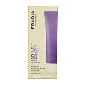 Легкий увлажняющий солнцезащитный крем с черникой, солнцезащитный фактор 50 от УФ-лучей типа B (Sun Protection Factor SPF50), высокая степень защиты от УФ-лучей типа А (Protection Grade of UVA PA++++) Frudia, Корея, 50 г Легкий увлажняющий солнцезащитный крем с черникой, солнцезащитный фактор 50 от УФ-лучей типа B (Sun Protection Factor SPF50), высокая степень защиты от УФ-лучей типа А (Protection Grade of UVA PA++++) Frudia, Корея, 50 г